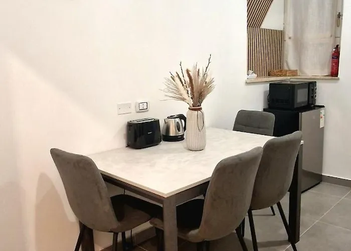 Elegant Colosseo Apartment Rom